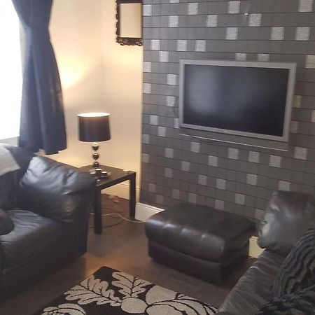 벨파스트 Michaels Place B&B 외부 사진